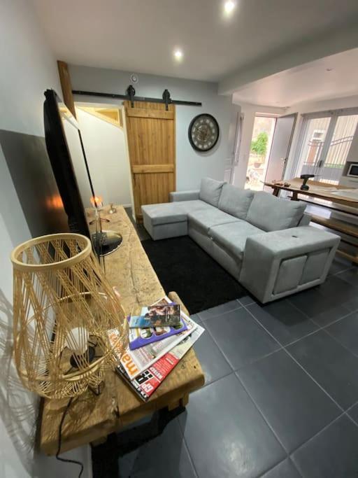 L'imprevu Est Maison Individuelle. Holiday home Sennecey-le-Grand